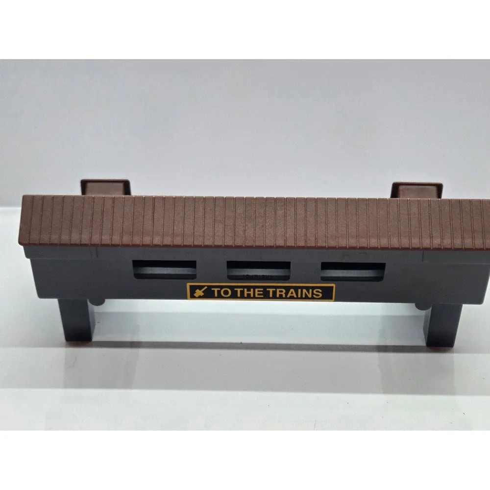 Tomy Thomas Friends Trackmaster Train Station Footbridge Overpass Bridge Brown